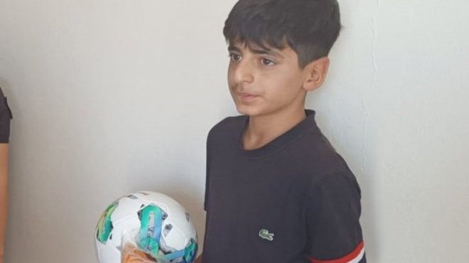 14 yaşındaki çocuk, çöpün yanında bulduğu 1 milyon 600 bin liralık altını polise teslim etti