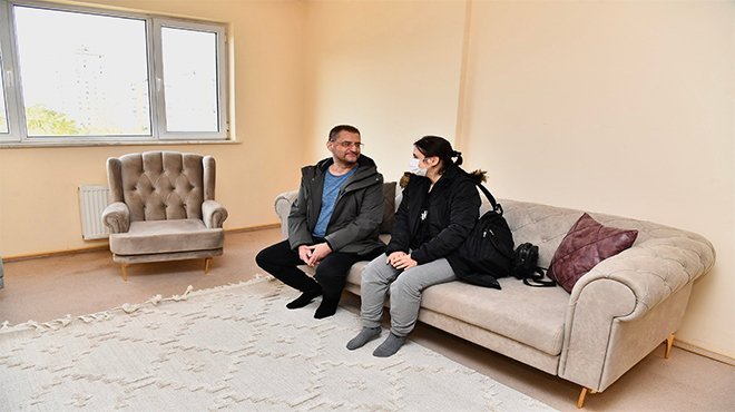 160 depremzede aile Uzundere konutlarına yerleşti