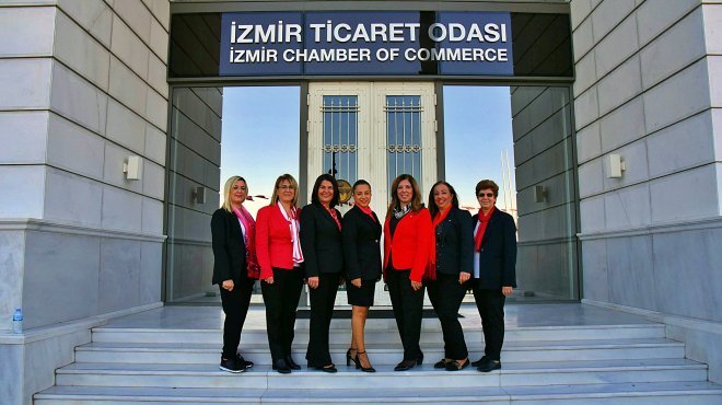 7 İŞ KADININDAN ORTAK MESAJ: ‘KADINLAR ÇALIŞMALI, ÜRETMELİ, ŞİDDETE BOYUN EĞMEMELİ’
