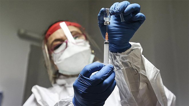 80 yaş üzeri vatandaşların aşılanmasına başlanıyor