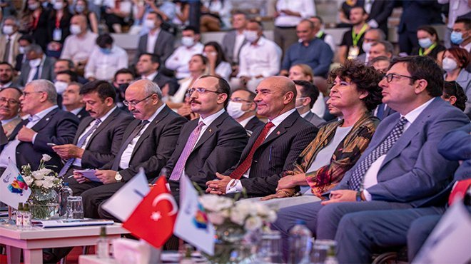 90. İzmir Enternasyonal Fuarı açıldı