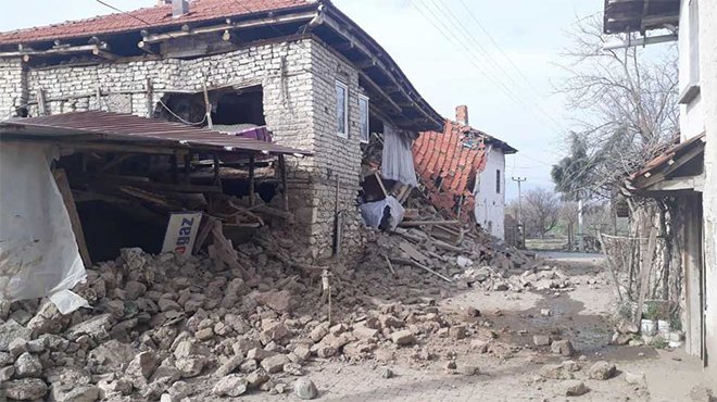 Acıpayam'da deprem