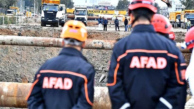AFAD İzmir'de deprem raporunu açıkladı