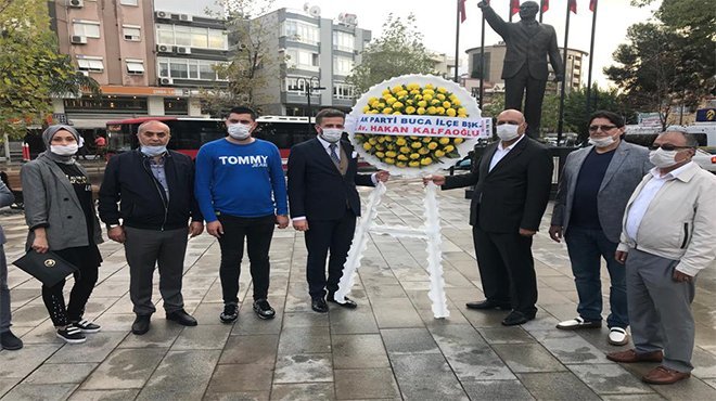 AK Parti Buca’da Kalfaoğlu mazbatasını aldı