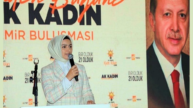 AK PARTİ İZMİR’DE ‘SİYASET AKADEMİSİ KADIN’ PROGRAMI DÜZENLİYOR