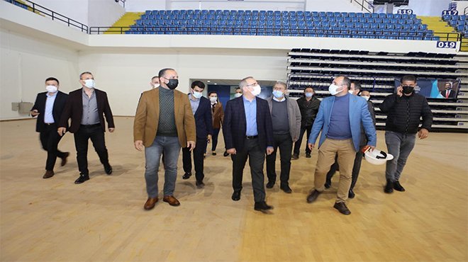 AK Parti İzmir İl Kongresi’nde geri sayım
