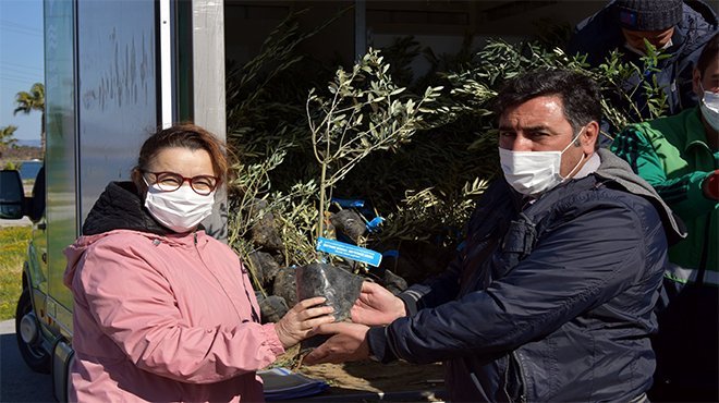 Aliağa Belediyesi’nin Üreticiye Destek Projesi Sürüyor