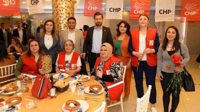 Annelerin hayal ettiği Türkiye’yi kuracağız…