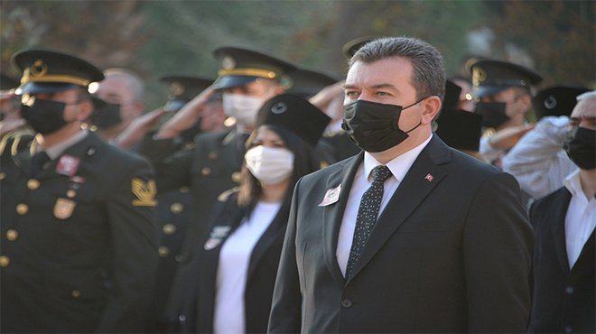  Atatürk’ü rahmet ve minnetle anıyoruz