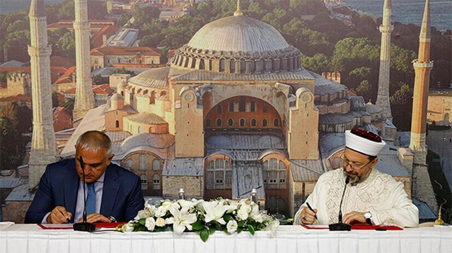 Ayasofya'da faaliyetlerini İdare Kurulu yürütecek
