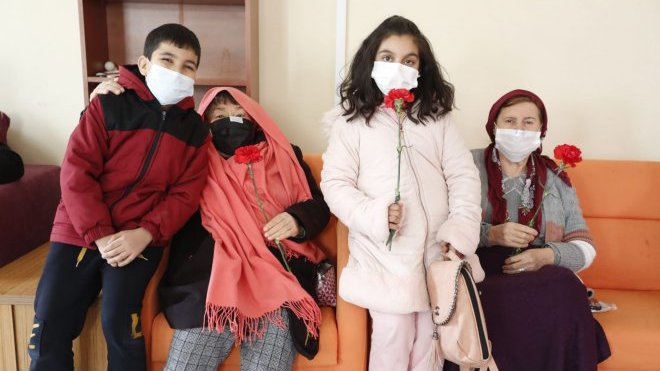 Aydın Büyükşehir Belediyesi’nden Yaşlılar Haftası etkinliği