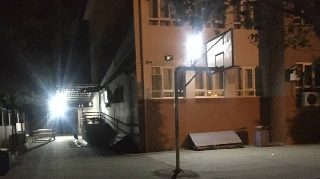 Bahçe aydınlatmasını kendi üreten okul 