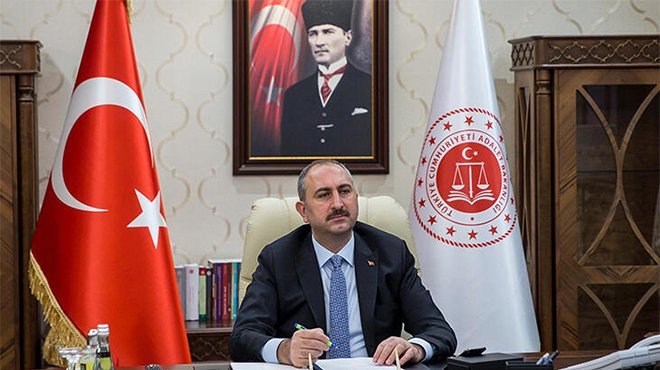 Bakan Gül: 12 hakim-savcı ve 55 personelde Covid-19 testi pozitif 
