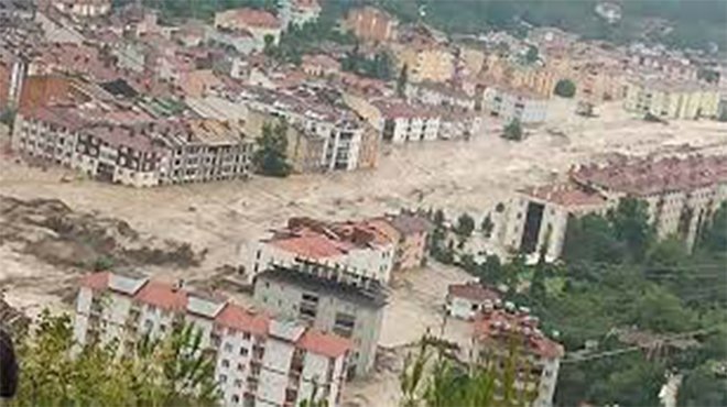 Bakan Koca: Kastamonu'da 32, Sinop'ta 6 can kaybımız var