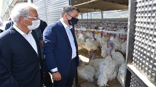 Bakan Pakdemirli’den Hindi Üreticisine Ziyaret!