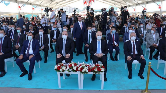 Bakan Varank'tan milli elektrikli tren açıklaması