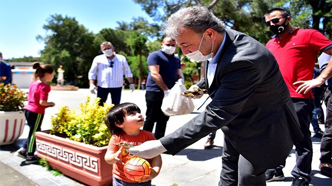 Başkan Amca ile parkta