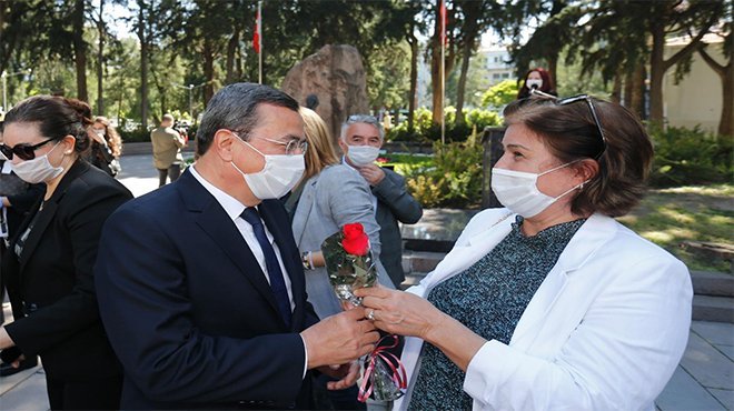 Başkan Batur 65 yaş üstü Konaklılarla bir araya geldi