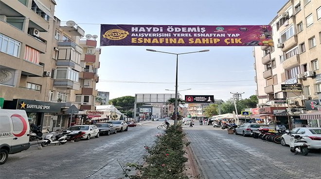Başkan Eriş: Alışverişini yerel esnaftan yap, esnafına sahip çık