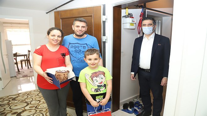 Başkan Kayalar’dan Doğum Günü Sürprizi