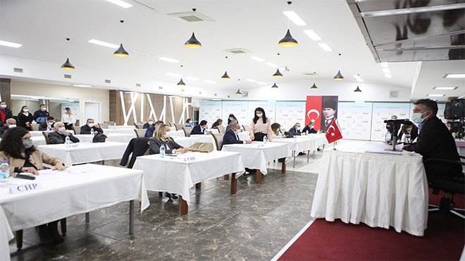 BAŞKAN SANDAL, DÜĞMEYE BASTI!