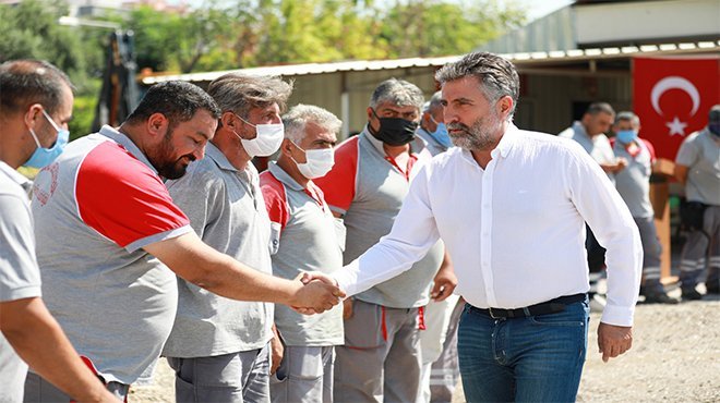 BAŞKAN SANDAL, PERSONELİYLE BAYRAMLAŞTI