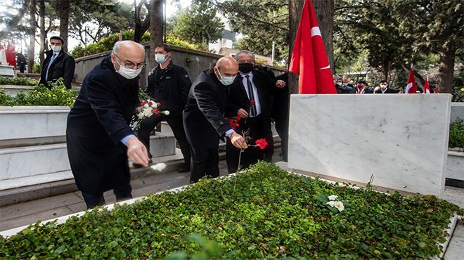 Başkan Soyer Çanakkale Zaferi'nin yıldönümü etkinliğine katıldı