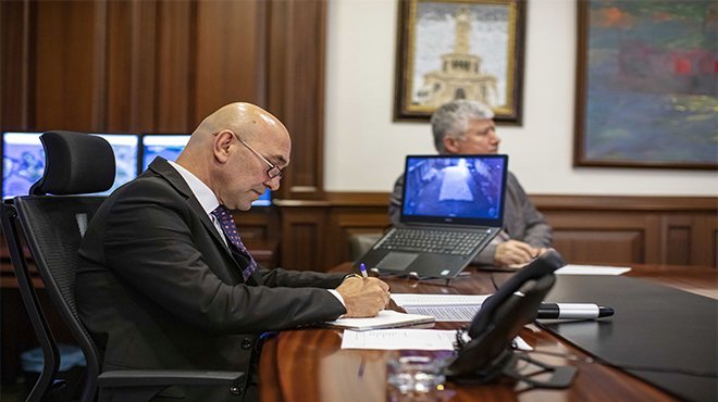 Başkan Soyer’den iki hafta sokağa çıkma yasağı önerisi