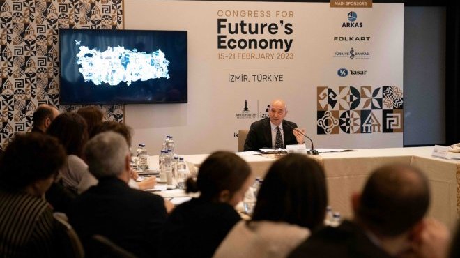 BAŞKAN SOYER, İKİNCİ YÜZYILIN İKTİSAT KONGRESİ HAZIRLIKLARINI ULUSLARARASI BASINLA PAYLAŞTI