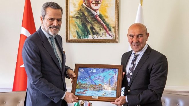 Başkan Soyer Portekiz Büyükelçisi’ni Terra Madre’ye davet etti