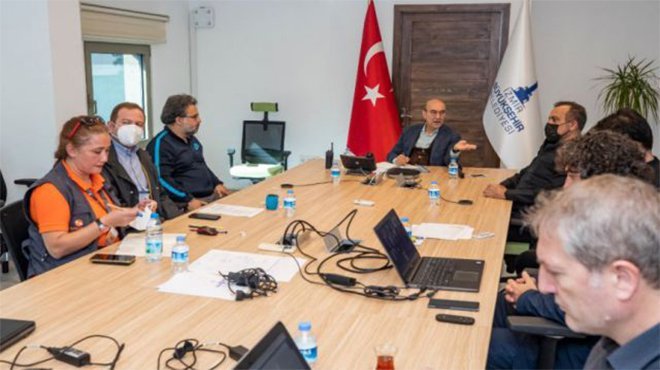 Başkan Soyer STK temsilcileriyle bir araya geldi 