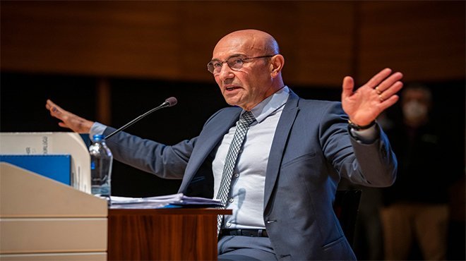 Başkan Soyer yılın son meclisinde konuştu