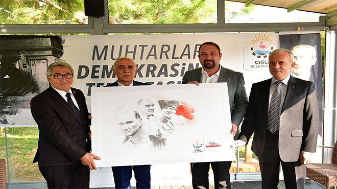 Başkan Utku Gümrükçü Muhtarlarla Buluştu