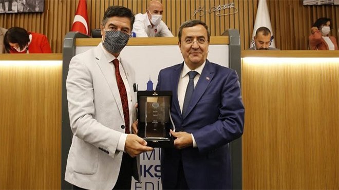 Batur: 40 yıldır çözülemeyen kentsel dönüşüm sorununu çözmek için yola çıktık