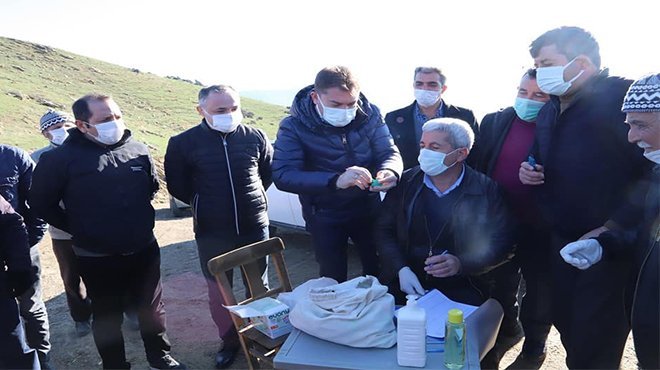 Bayındır’da Üreticiye Destek Devam Ediyor