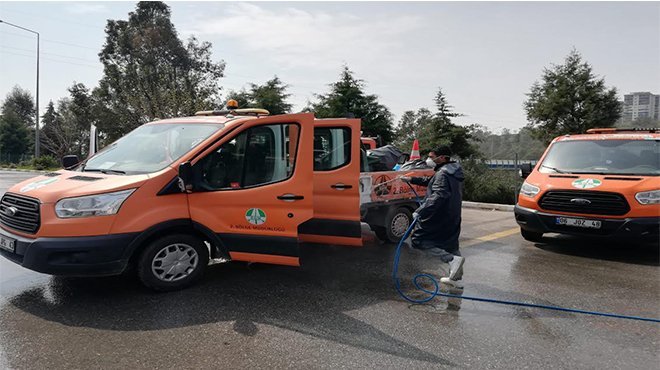 Bayraklı’da 3 koldan dezenfeksiyon