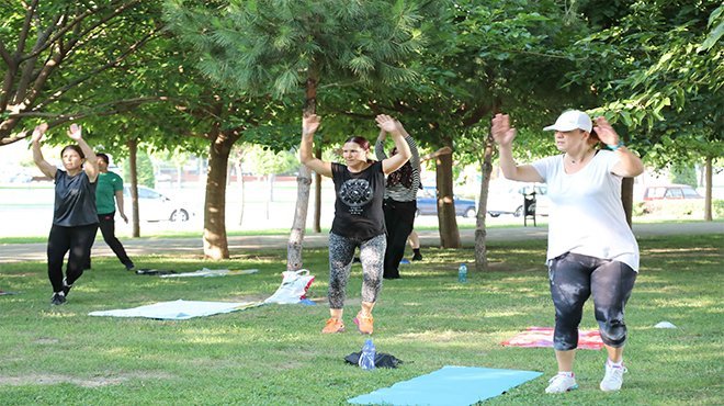 Bayraklı'da spor aktiviteleri başladı