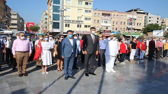 Bayraklı’da “Zafer Bayramı” coşkusu
