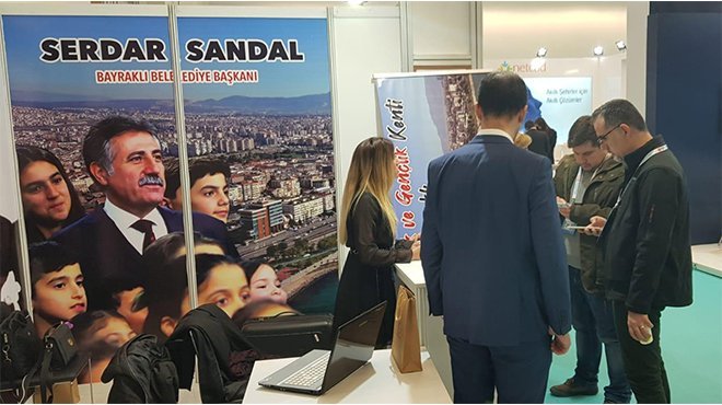 Bayraklı'nın projeleri Ankara'da tanıtıldı