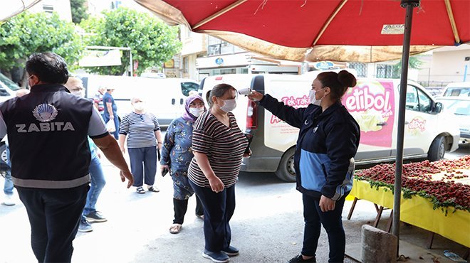 Bayram öncesi Buca pazarlarında teyakkuz