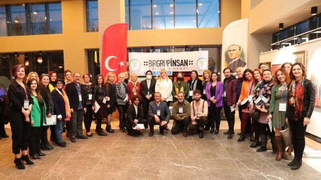 ‘Ben Değil Biziz’ karma sergisine görkemli açılış