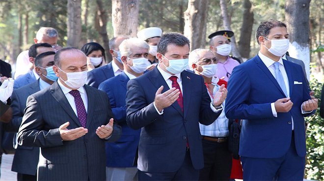 Bergama’da 30 Ağustos Zafer Bayramı törenlerle kutlandı