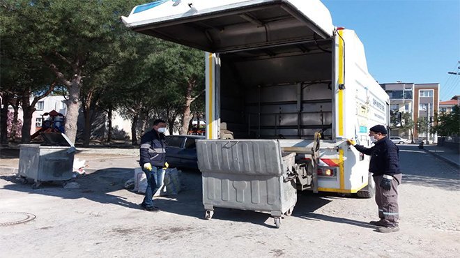 Bergama’da 5 bin çöp konteynırına otomatik yıkama ve dezenfekte