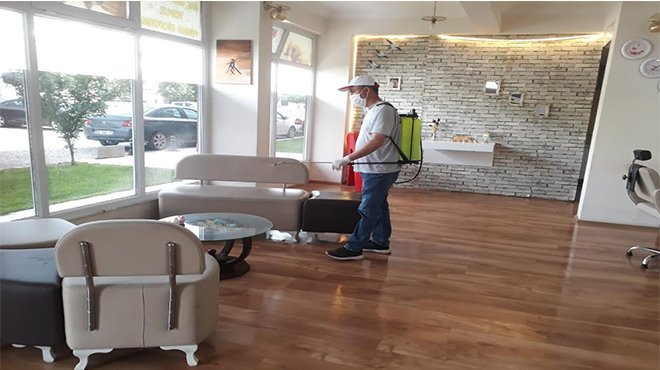 Bergama’da Covid-19 için rehavete kapılmadan dezenfekteye devam   