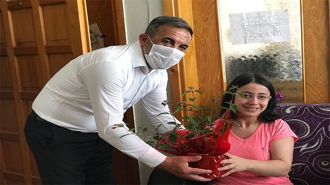 Beydağ Belediye Başkanı Yılmazlar, Engelli vatandaşları yalnız bırakmadı