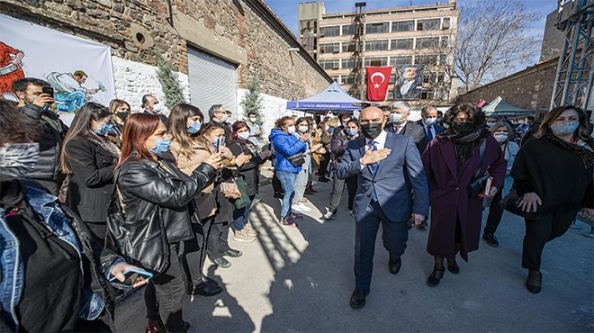 Bıçakçı Han’da Kadın Emeği Sergi ve Satış Pazarı açıldı