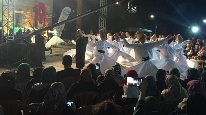 Binlerce Manisalı Kadir Gecesi'nde Kula'da buluştu