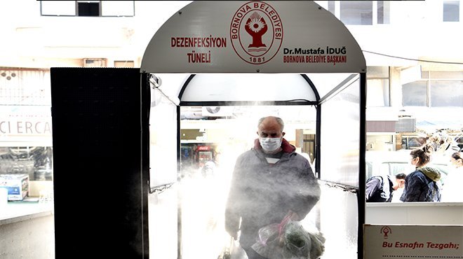Bornova Belediyesi dezenfeksiyon tüneli imal etti