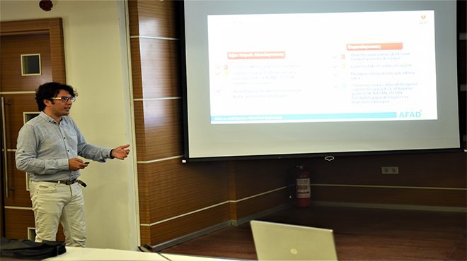 Bornova’da çalışanlara afet eğitimi