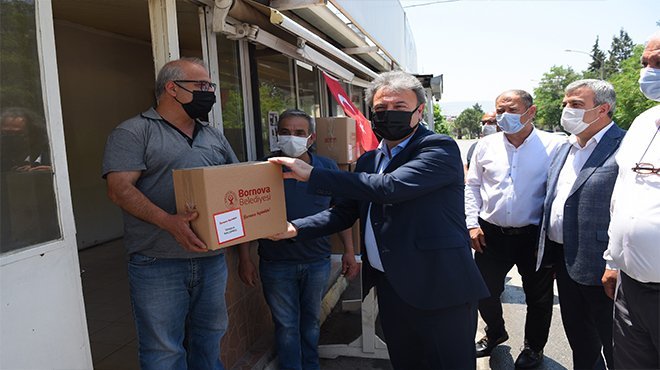 Bornova’da Taksi ve Minübüs esnafına desteğe devam